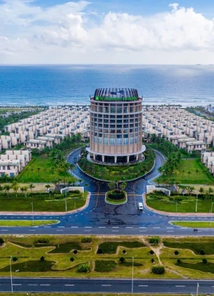 MYSTERY CAM RANH 5*